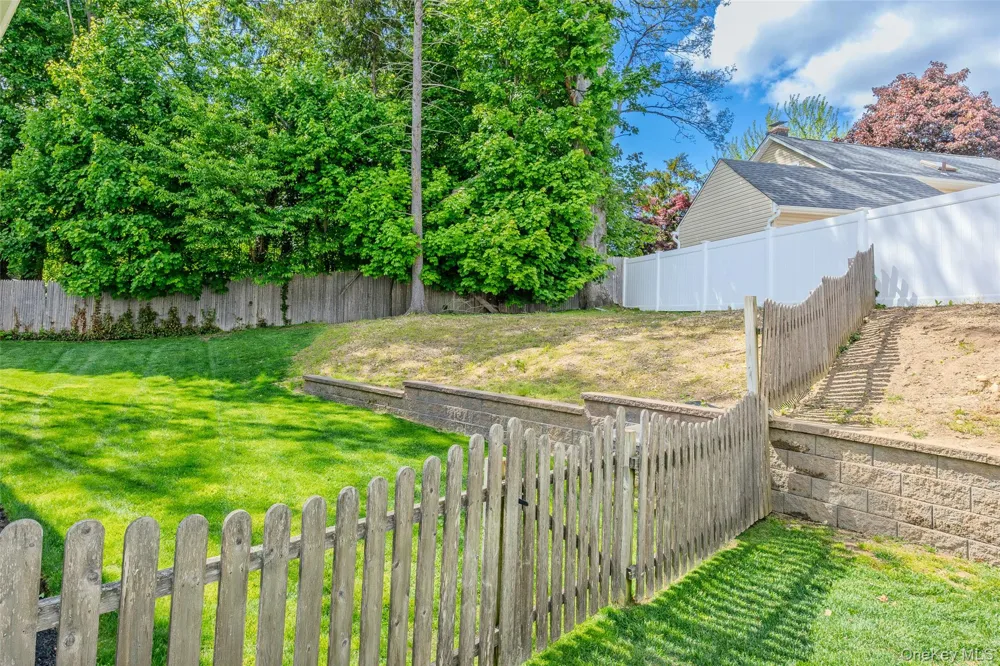 3 Clear Creek Court Huntington Station, NY 11746