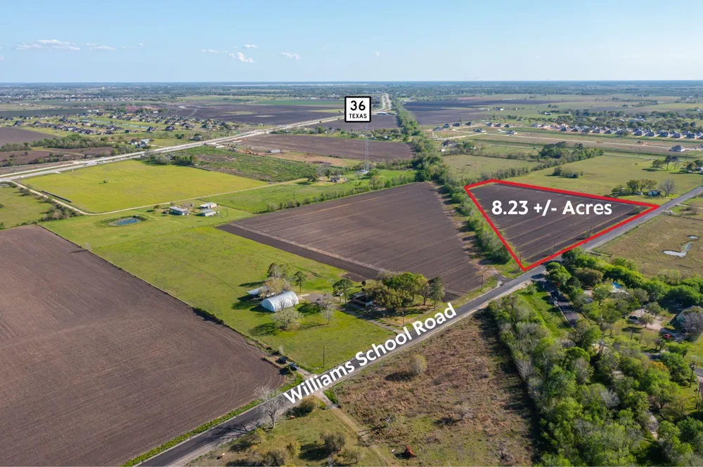 3 Williams School Road Needville, TX 77461