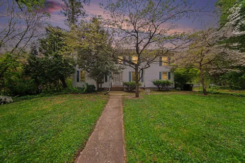 1011 W Maumee Street