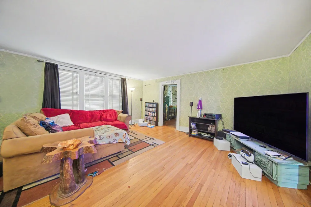 1011 W Maumee Street Adrian, MI 49221