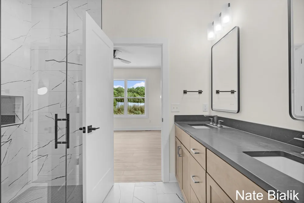 564 Sun Vale Lane Grandville, MI 49418
