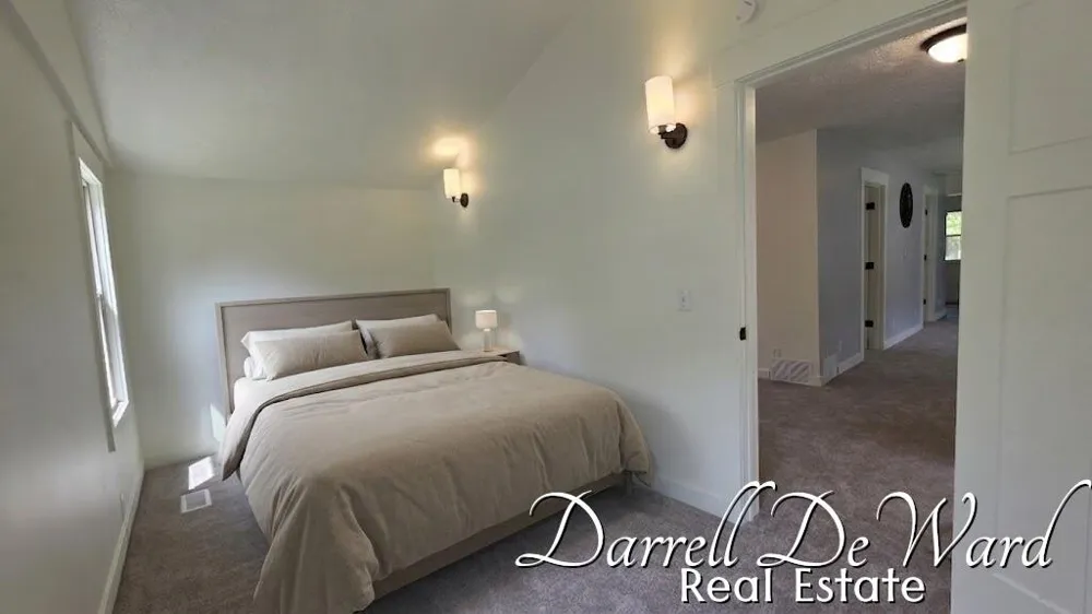 1710 Indiana Avenue Lansing, MI 48906