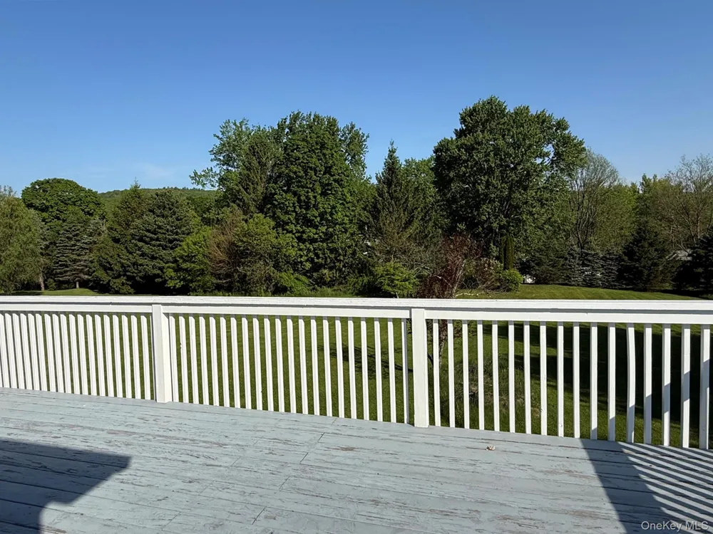 21 Ohandley Drive Amenia, NY 12501