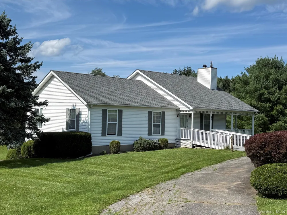 21 Ohandley Drive Amenia, NY 12501