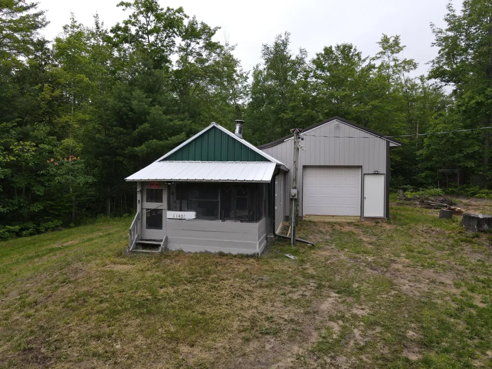 11401 Little George Lake Road Gladwin, MI 48624
