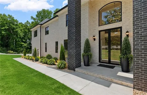 2242 Acworth Due West Road NW