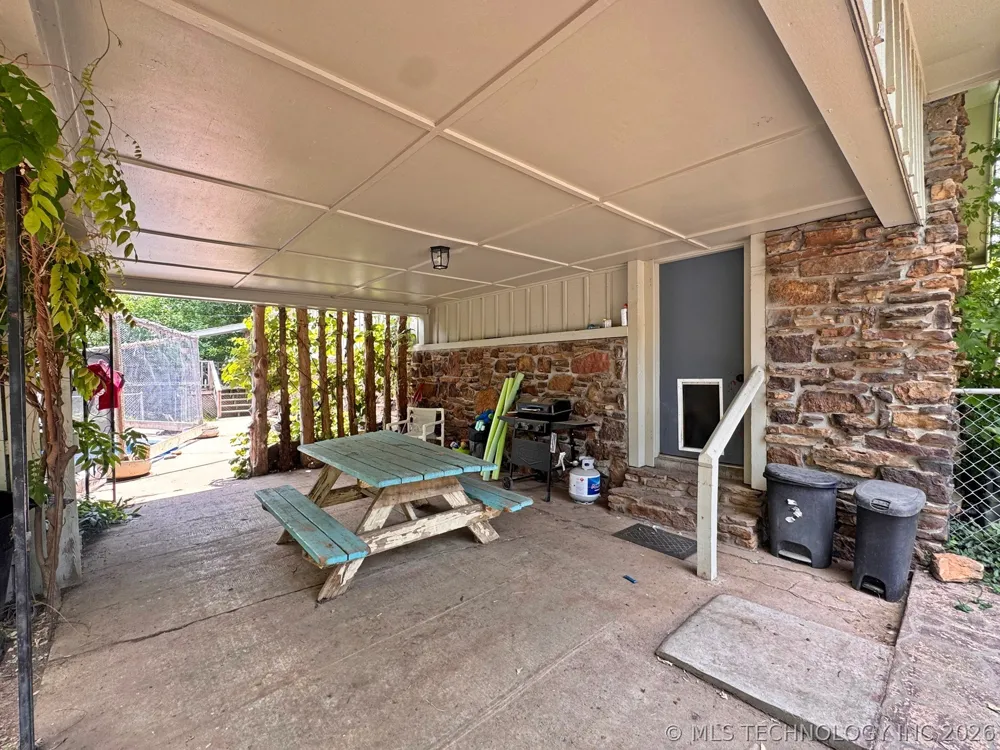 110 Brewer Avenue Tahlequah, OK 74464