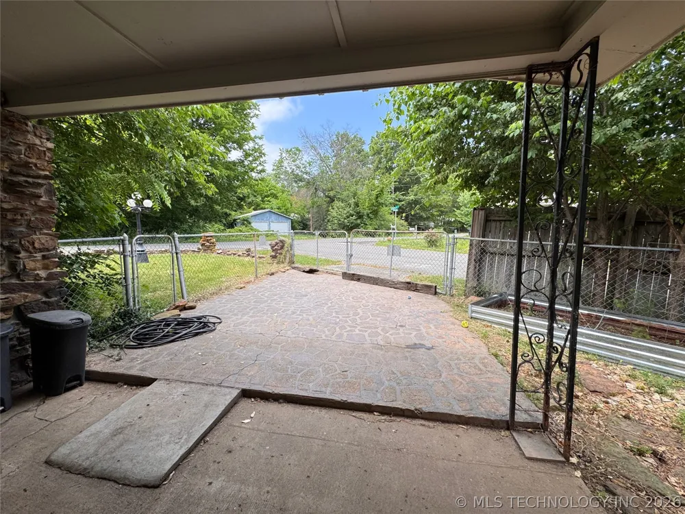 110 Brewer Avenue Tahlequah, OK 74464
