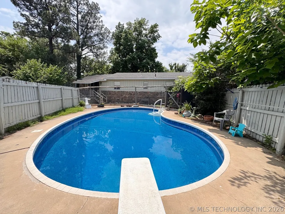 110 Brewer Avenue Tahlequah, OK 74464