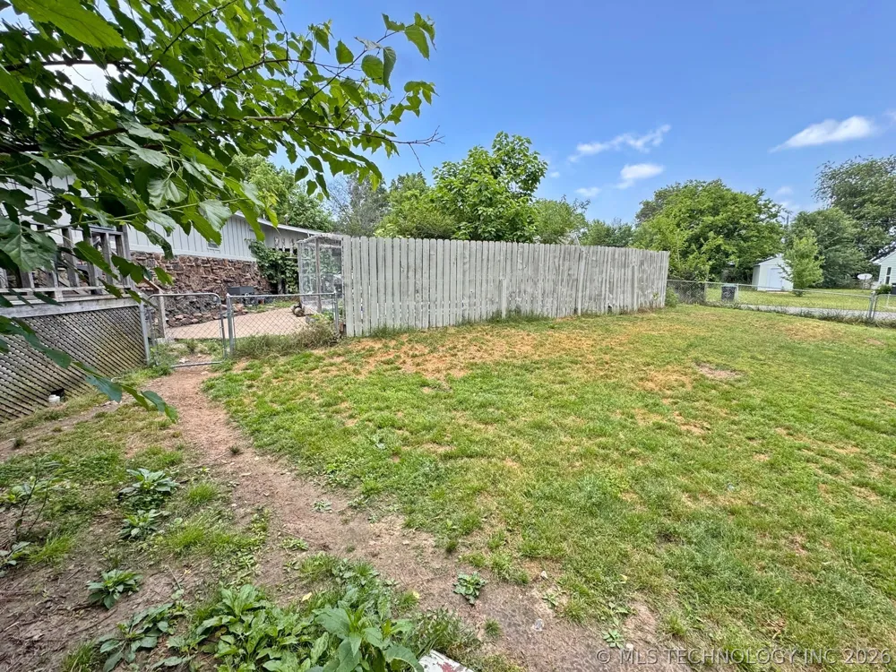 110 Brewer Avenue Tahlequah, OK 74464