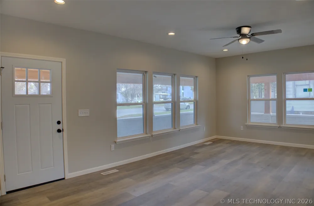 1106 E 6th Street Okmulgee, OK 74447