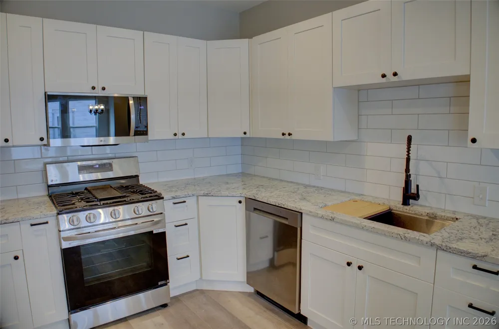 1106 E 6th Street Okmulgee, OK 74447