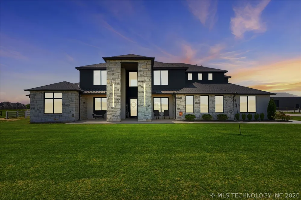 5882 E 171st Street S Bixby, OK 74008