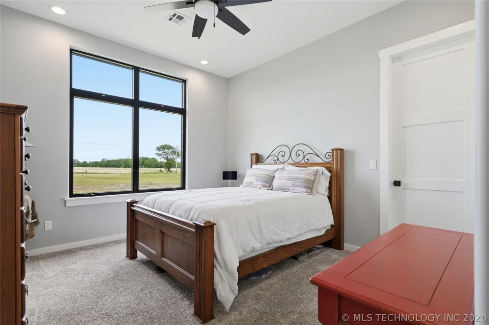 5882 E 171st Street S Bixby, OK 74008