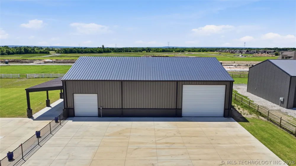 5882 E 171st Street S Bixby, OK 74008