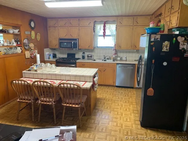910 W Pogue Street Cleveland, OK 74020