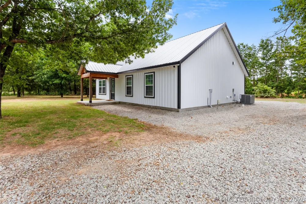 420728 E 1168 Eufaula, OK 74426