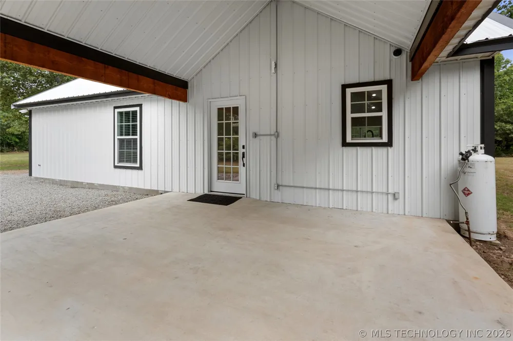 420728 E 1168 Eufaula, OK 74426