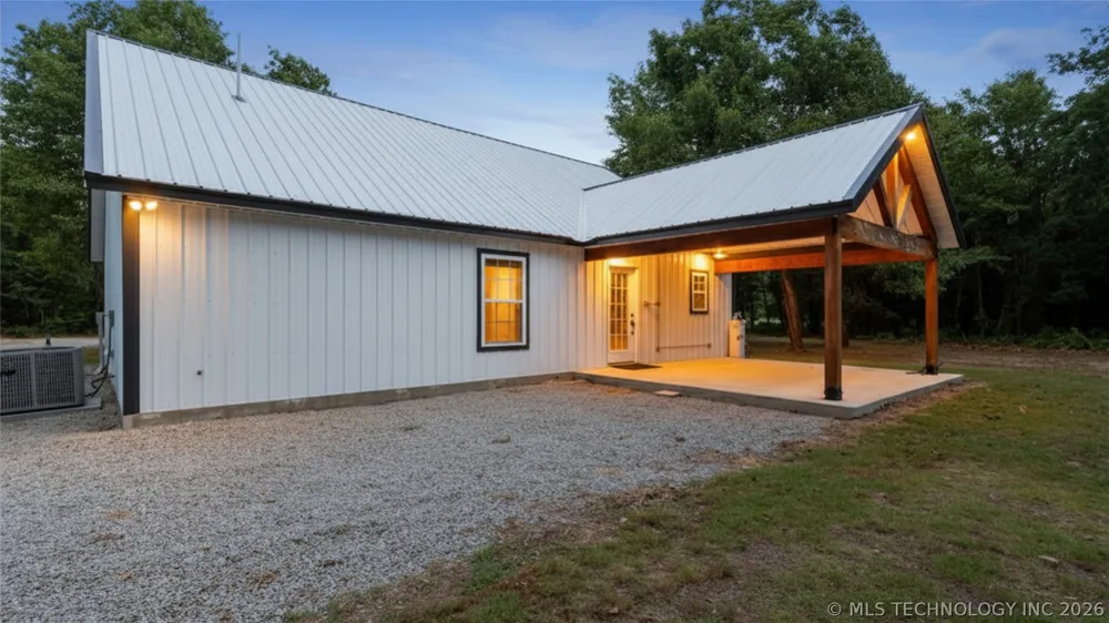 420728 E 1168 Eufaula, OK 74426