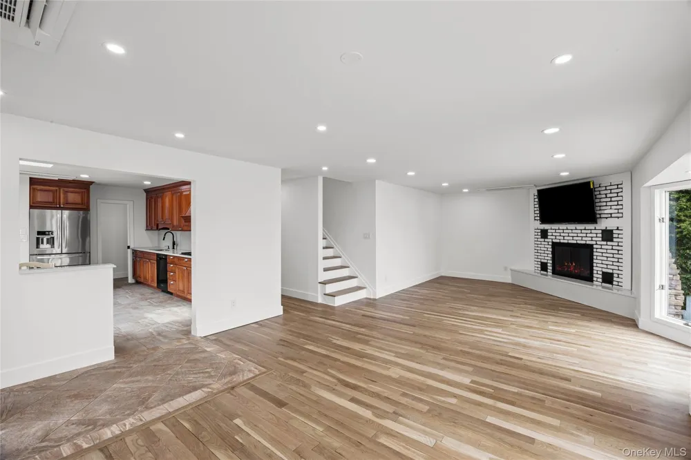 119 Alhambra Road Massapequa, NY 11758