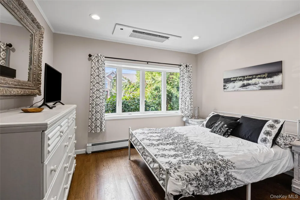 119 Alhambra Road Massapequa, NY 11758