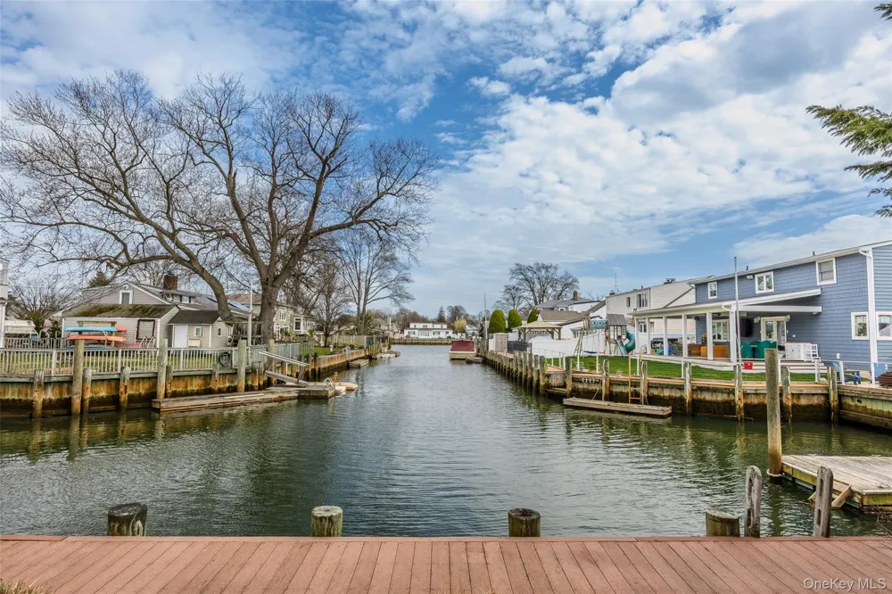 119 Alhambra Road Massapequa, NY 11758