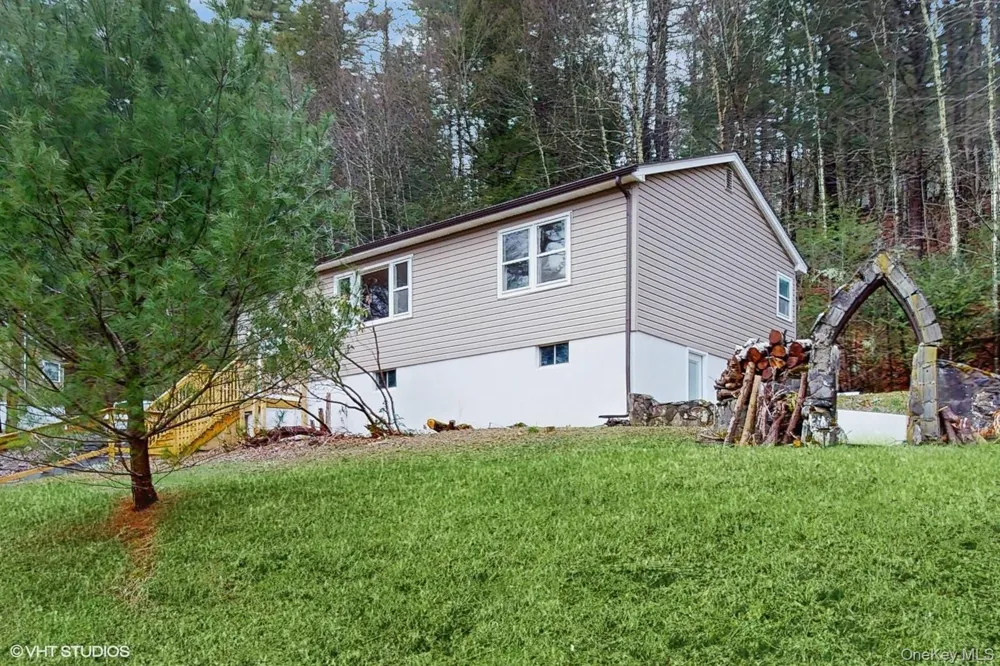 736 State Route 55 Napanoch, NY 12458