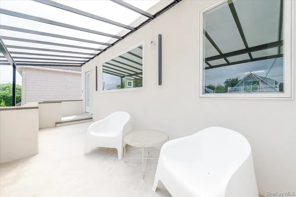 2105 Bay Boulevard Atlantic Beach, NY 11509
