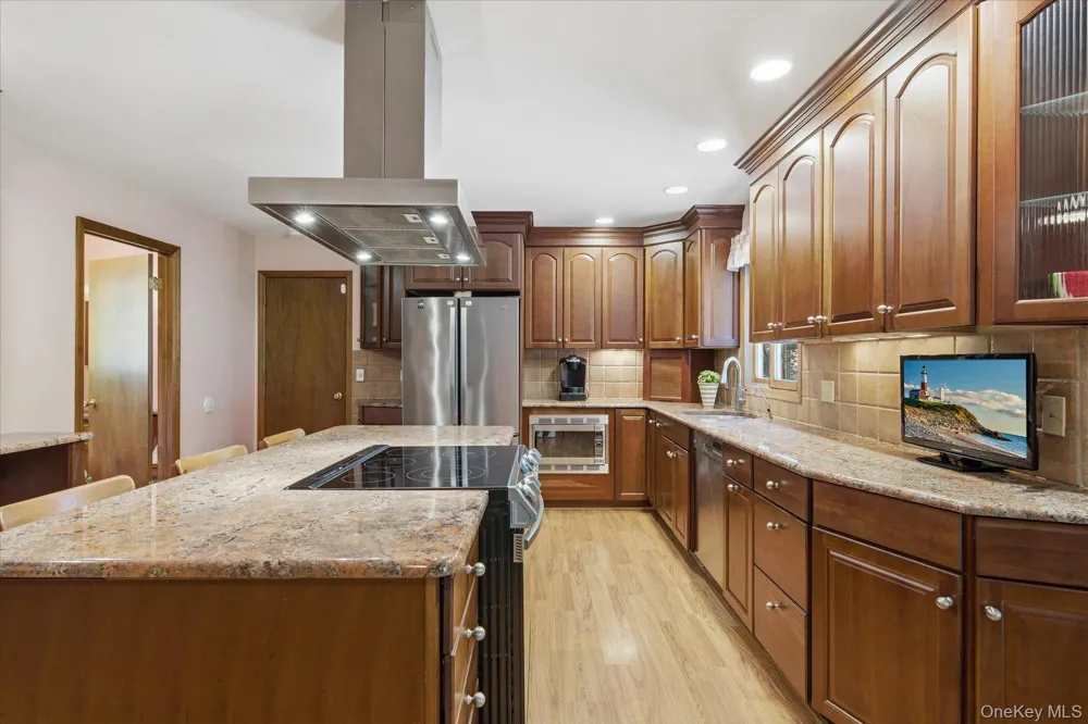 11 Mimosa Place Shelter Island, NY 11964