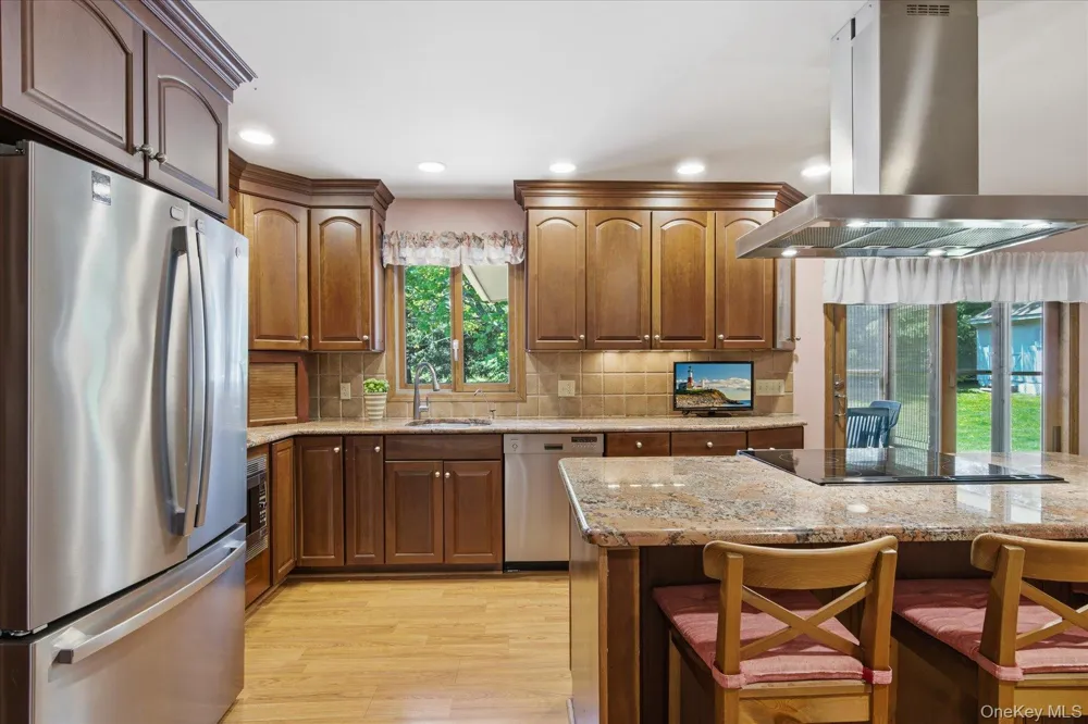 11 Mimosa Place Shelter Island, NY 11964