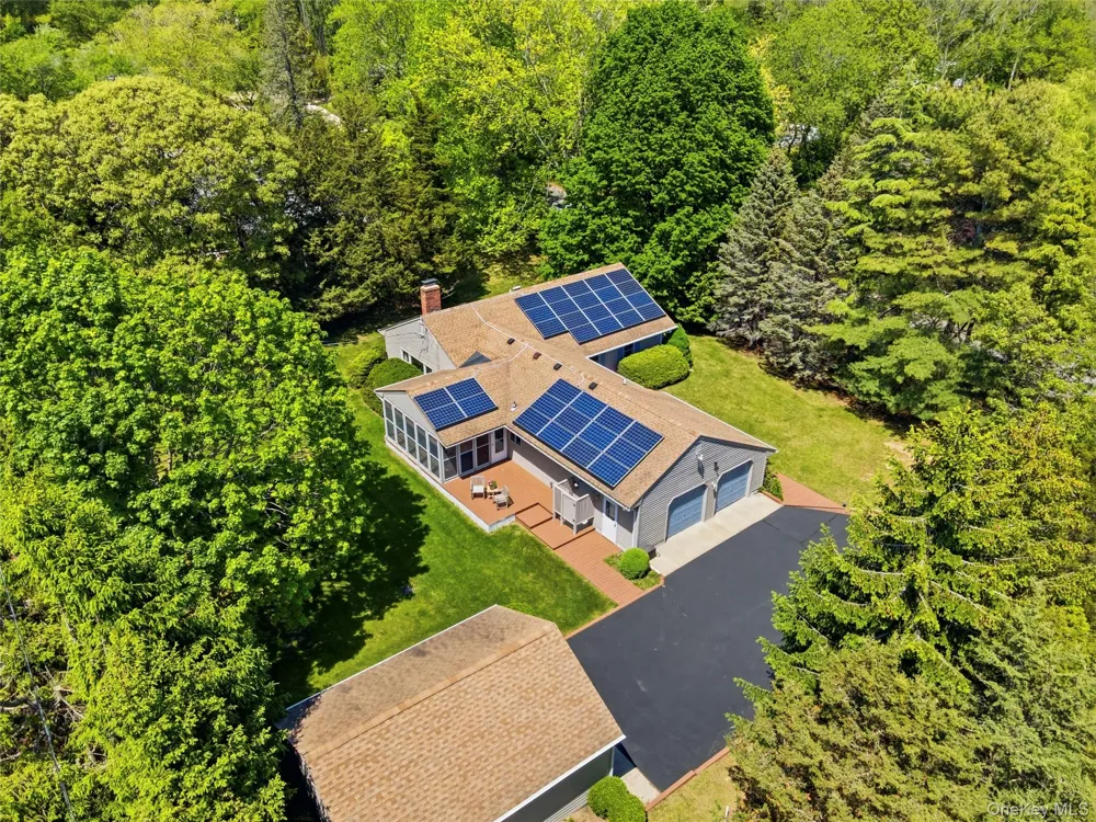 11 Mimosa Place Shelter Island, NY 11964