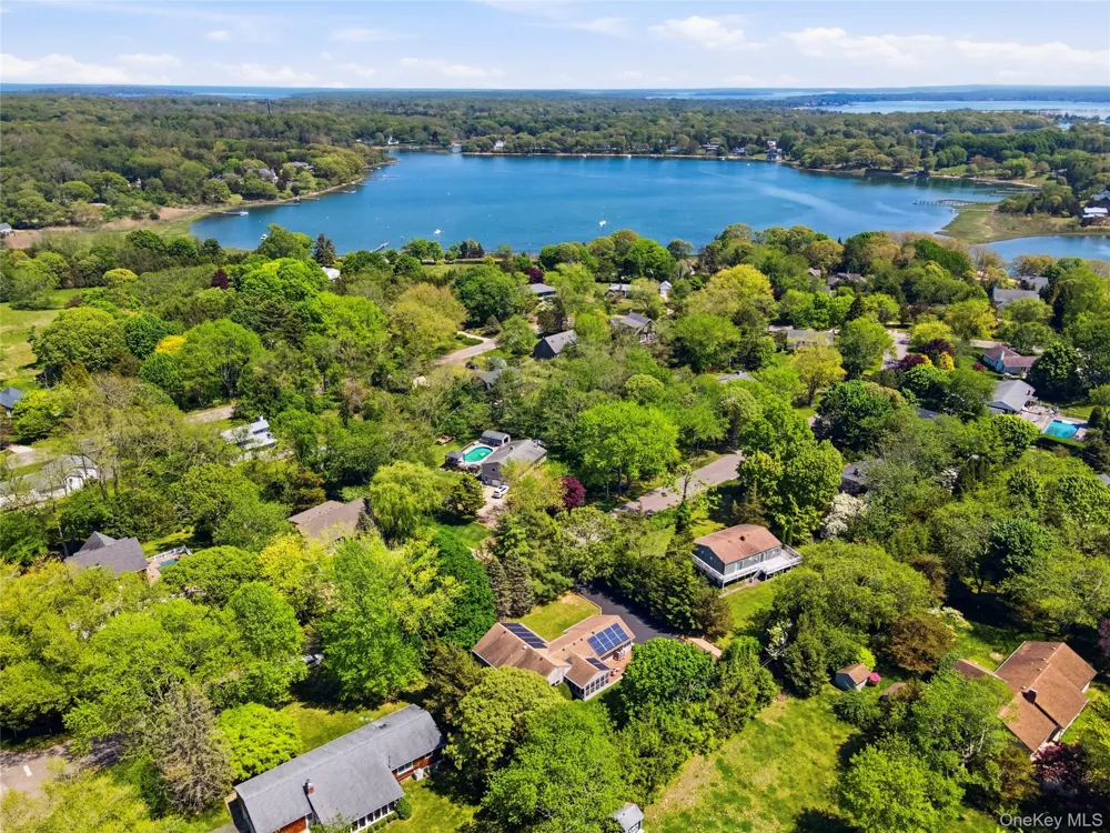 11 Mimosa Place Shelter Island, NY 11964