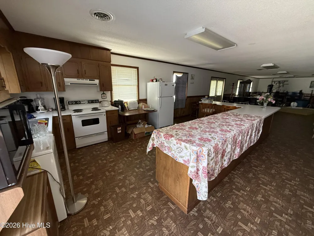 212 S Gillespie Street Elizabethtown, NC 28337
