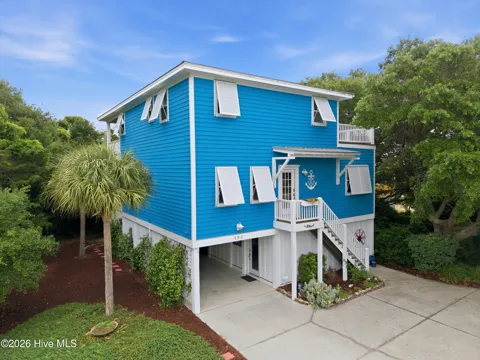 192 Seawatch Way