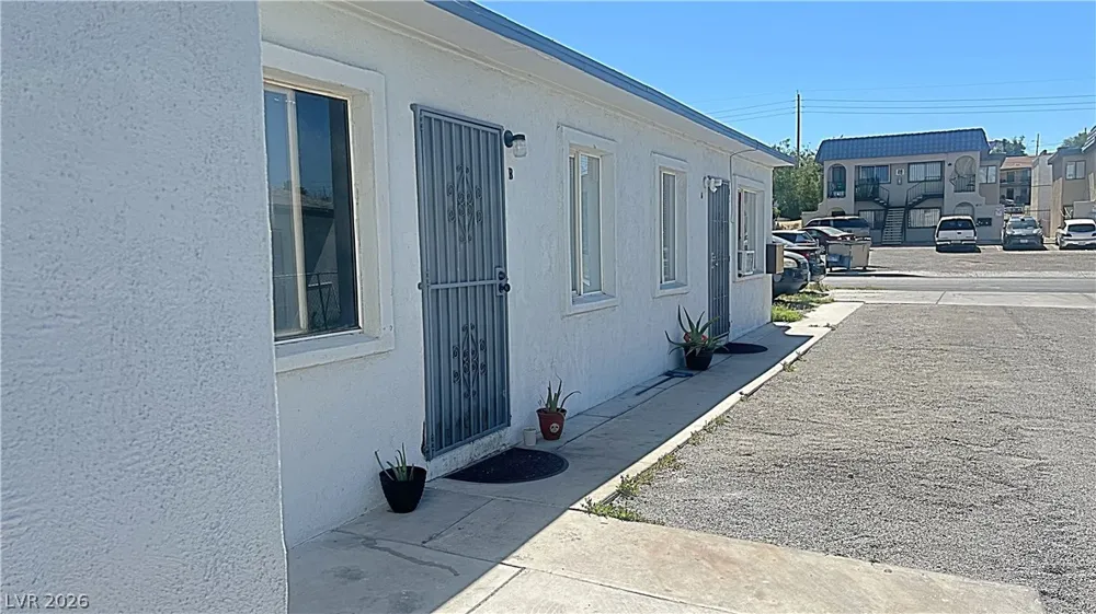 416 15th Street Las Vegas, NV 89101
