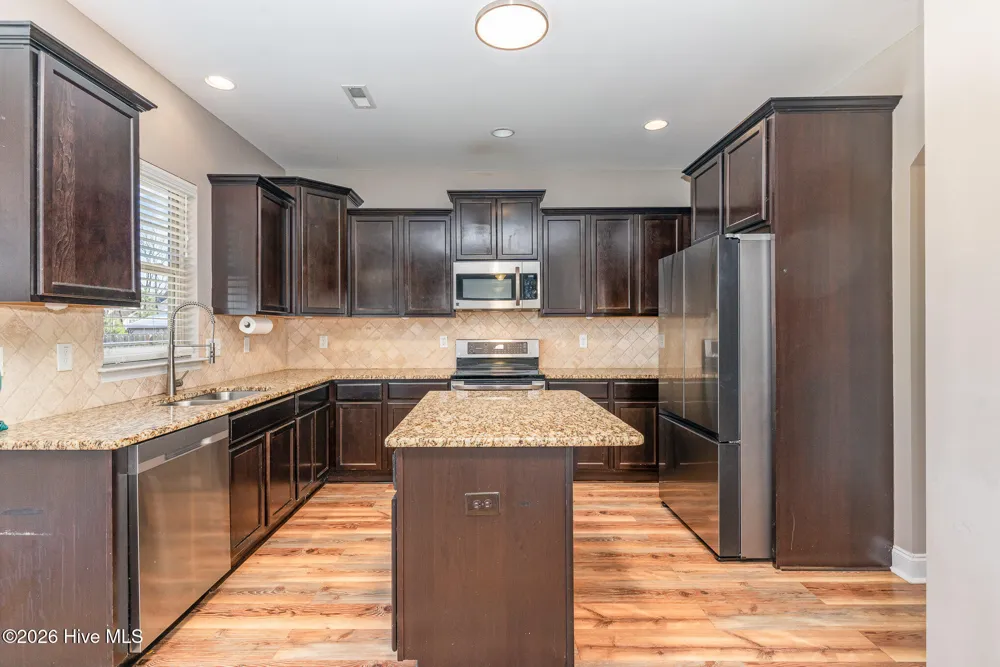 89 Bison Lane Lillington, NC 27546