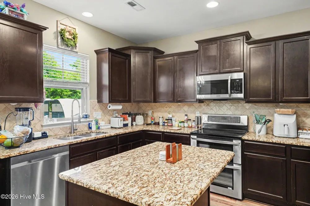 89 Bison Lane Lillington, NC 27546