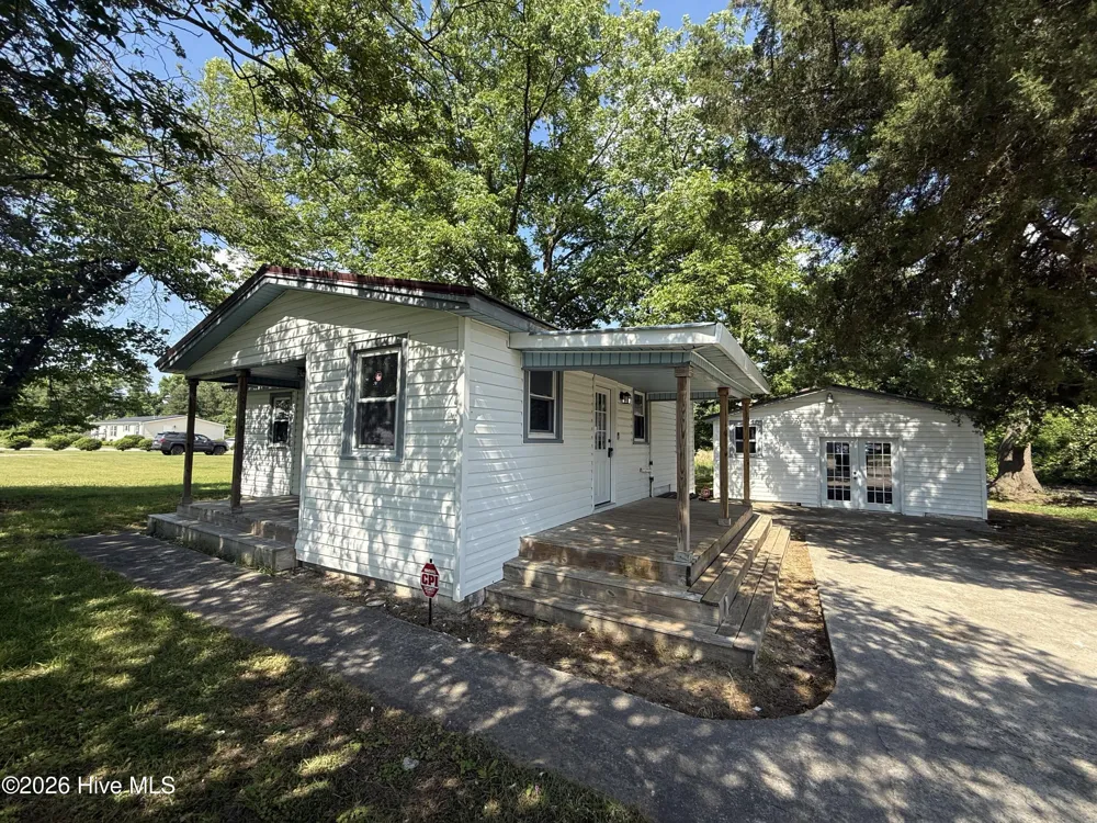9936 Hobbton Highway Clinton, NC 28328
