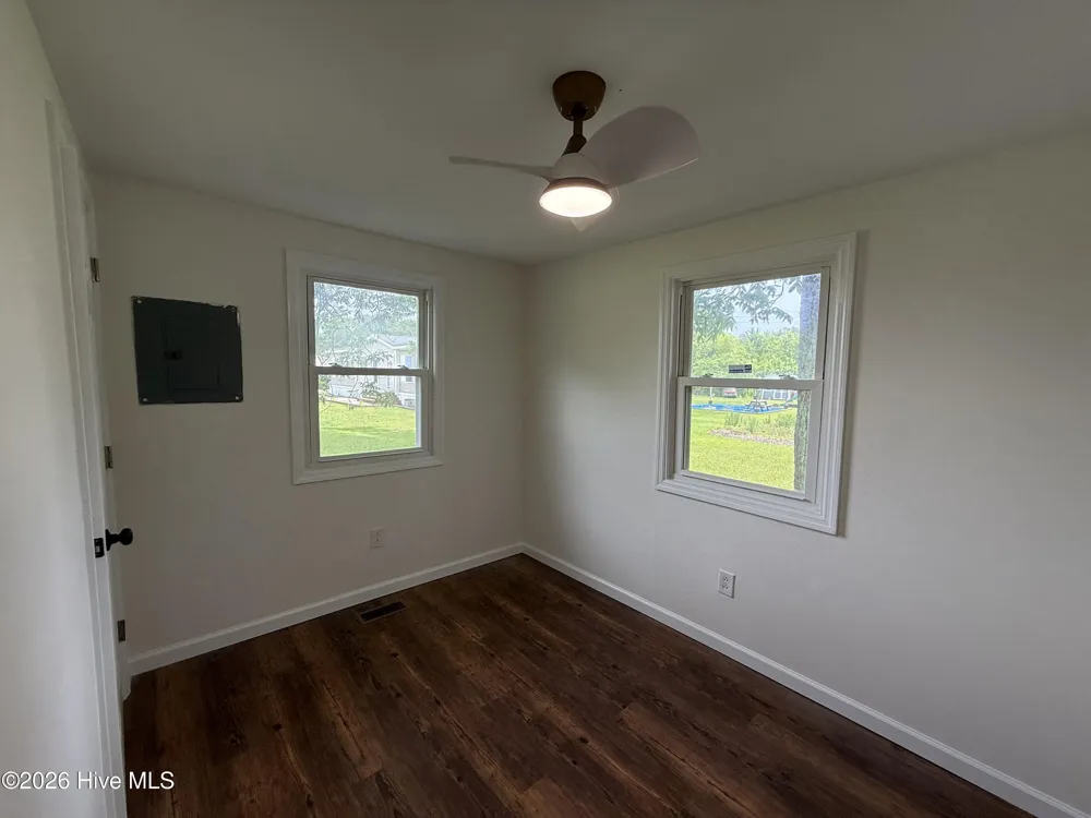 9936 Hobbton Highway Clinton, NC 28328