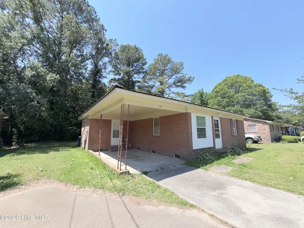 121 Anne Street Plymouth, NC 27962