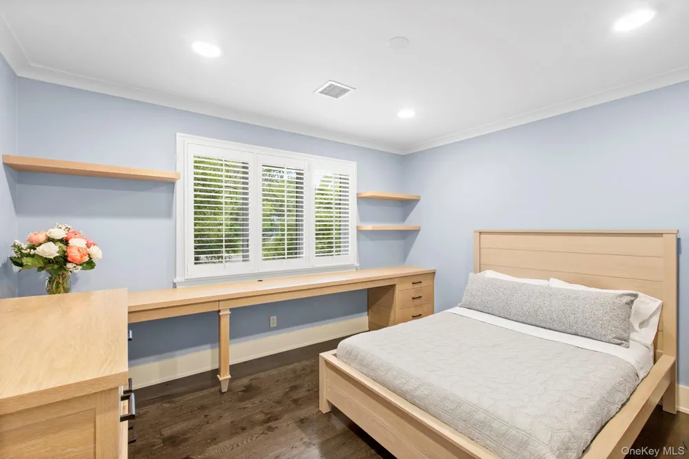90 Rogers Avenue Westhampton Beach, NY 11978