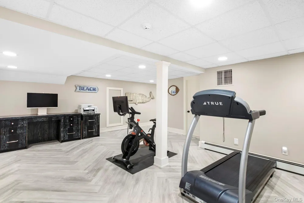 90 Rogers Avenue Westhampton Beach, NY 11978