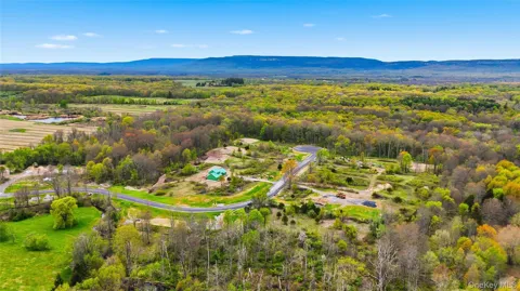 7 Scenic Meadow Drive