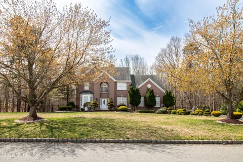 845 Woodbury Drive
