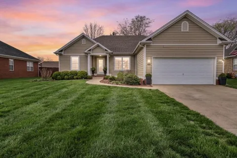 936 Aristides Dr
