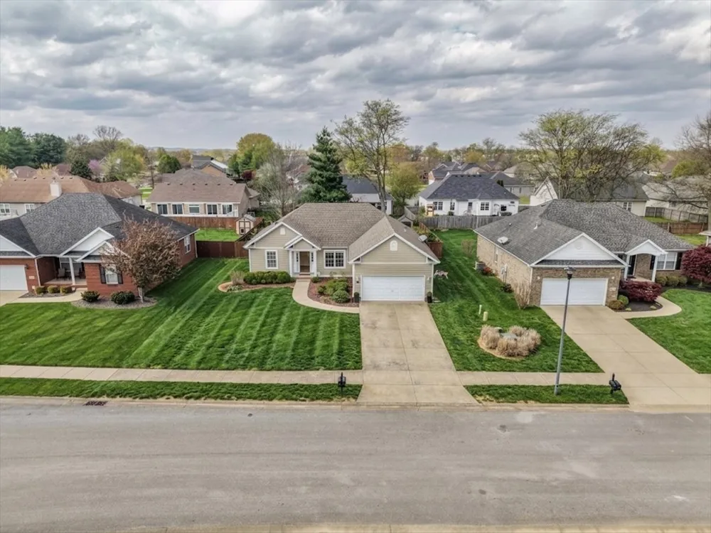 936 Aristides Dr Bowling Green, KY 42104
