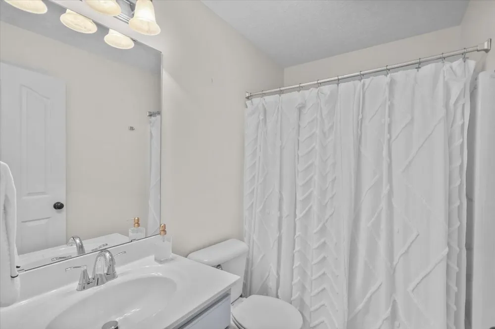 936 Aristides Dr Bowling Green, KY 42104