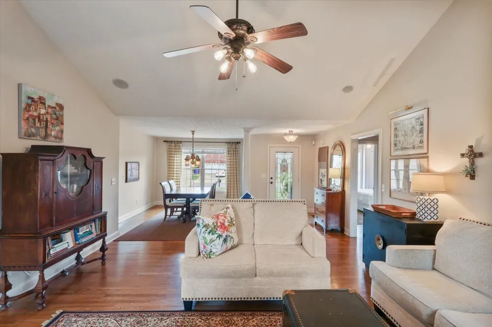 936 Aristides Dr Bowling Green, KY 42104