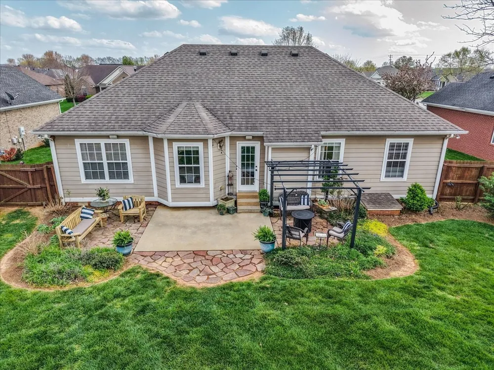 936 Aristides Dr Bowling Green, KY 42104