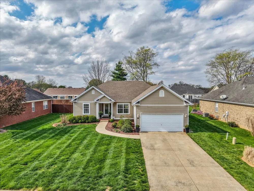 936 Aristides Dr Bowling Green, KY 42104